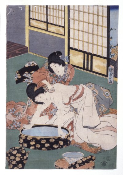 Compañero limpiando polvo del cuello y los hombros de una mujer (xilografía en color) de School Japanese