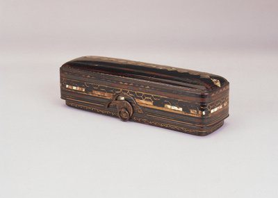 Pequeña caja Namban con tapa, finales del siglo XVI - principios del siglo XVII de Japanese School