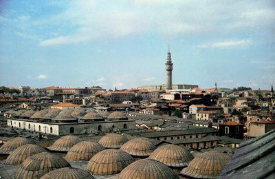 Vista panorámica de Estambul, con cúpulas del Gran Bazar de School Ottoman