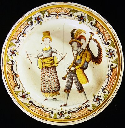 Plato de fabricación de Estremoz que representa a dos músicos de School Portuguese
