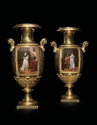 Un par de jarrones de dos asas, Fábrica Imperial de Porcelana, San Petersburgo de School Russian