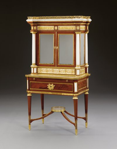 Un bonheur du jour ruso de mármol blanco con montura de ormolu y caoba, c.1790 de School Russian