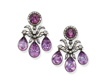 Par histórico de pendientes, c.1760 de School Russian