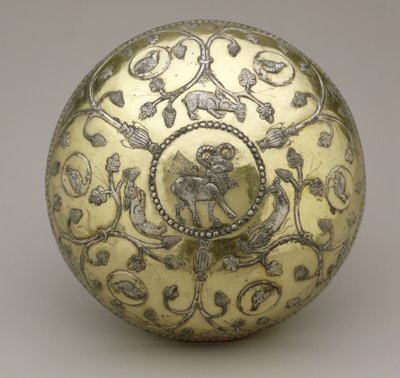 Cuenco, siglos VI-VII d.C. (plata dorada y tallada) de School Sasanian