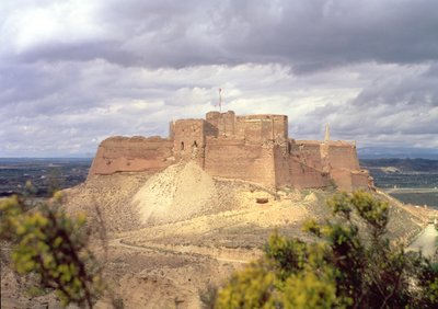 El castillo de Monzón, donde el rey Jaime pasó su infancia de School Spanish