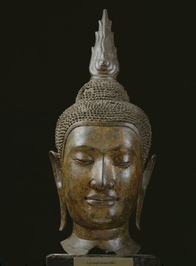 Cabeza de Buda en meditación de School Thai