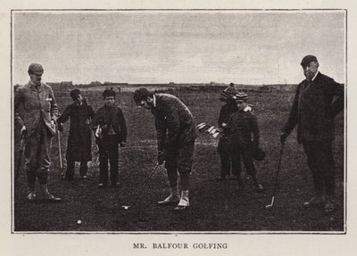 El político conservador británico Arthur Balfour jugando al golf de Scottish Photographer