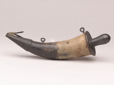 Cuerno de pólvora de Scottish School