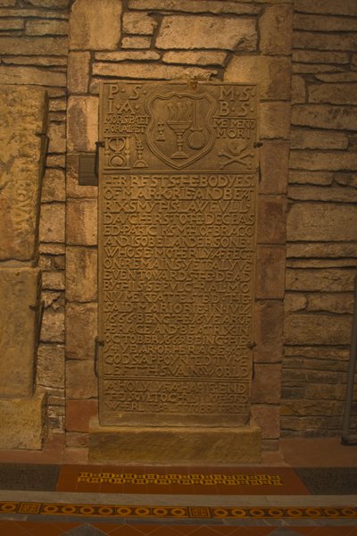Lápida de Marjorie y Beatrix Smyth de Scottish School