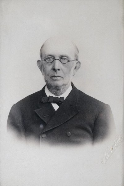 Retrato de Konstantin Petrovich Pobyedonostsyev 1827-1907, 1902 de Sergei Lvovich Levitsky