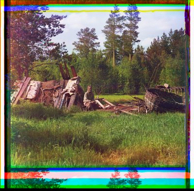 Cabaña de colonos, región de los Montes Urales, Rusia de Sergei Mikhailovich Prokudin Gorskii