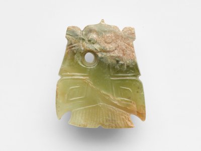 Colgante en forma de pájaro, re-trabajado, c.1300-1050 a.C. de Shang Dynasty Chinese School