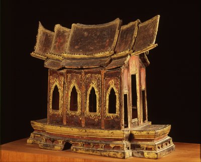 Modelo de un templo del período Ayutthaya de Siamese School