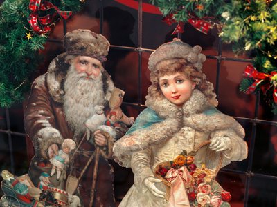Detalle de la tradicional decoración navideña danesa en un escaparate, 2022 (foto) de Sisse Brimberg
