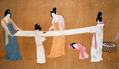 Damas preparando la seda recién tejida, pintura atribuida al Emperador Hui-Tsung, Dinastía Song, China de Song Dynasty Chinese School