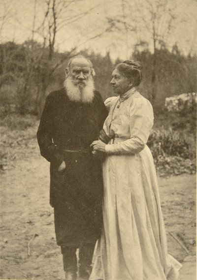 El autor ruso León Tolstói y su esposa, Sofía, Rusia, 23 de septiembre de 1910 de Sophia Andreevna Tolstaya