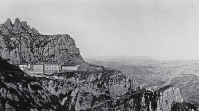 Vista general de Montserrat (foto b/n) de Spanish Photographer