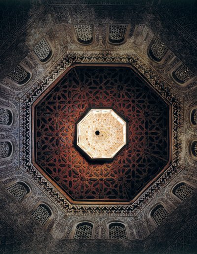 Techo de la Madraza de Granada, España, construida en 1349 de Spanish School