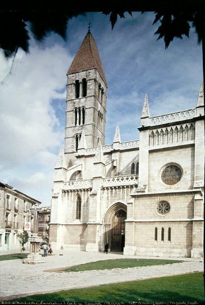 Iglesia de Santa María la Antigua de Spanish School