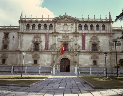 Entrada a la Universidad, fundada por el Cardenal Cisneros en 1486 de Spanish School
