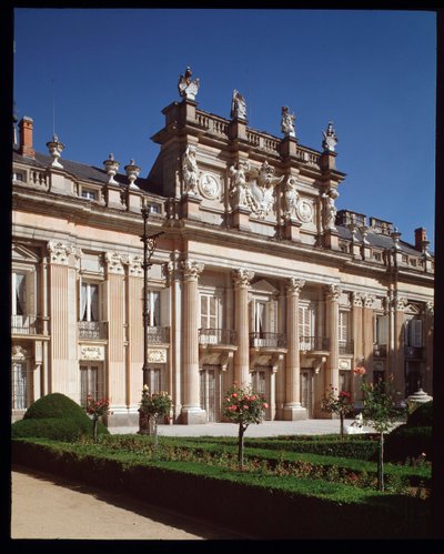 Fachada del Palacio Real de la Granja de San Ildefonso, residencia de verano de los reyes de España de Spanish School