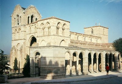 La Iglesia de San Vicente, fundada en 1307 de Spanish School