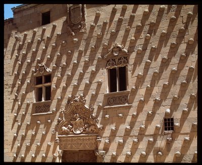 Vista de la fachada gótica (1493-1517) de Spanish School