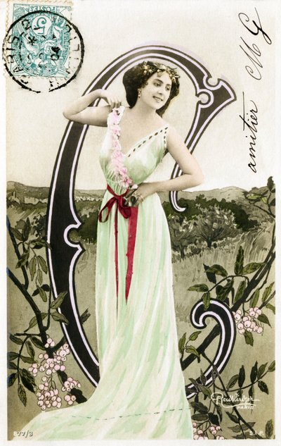 C: Bianca Toledo, artista, cantante y bailarina sevillana de la Belle Époque - Casino de París, Folies Bergère, Jardín de París - Alfabeto en postal de Studio Reutlinger