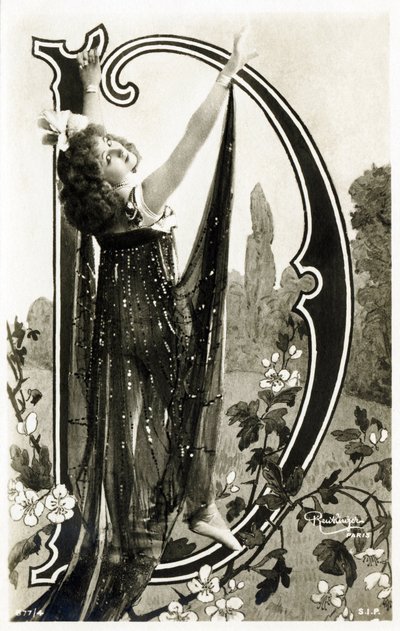 D: Mlle Roessler, bailarina de la Belle Époque - Alfabeto en postal de Studio Reutlinger