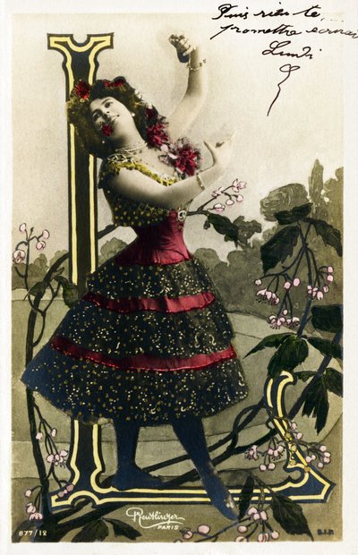 L: Luz Chavita, actriz y bailarina de la Belle Époque de Studio Reutlinger