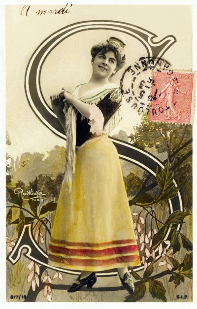 S: Mlle Caux, artista de los años 1900 - Alfabeto en postal de Studio Reutlinger