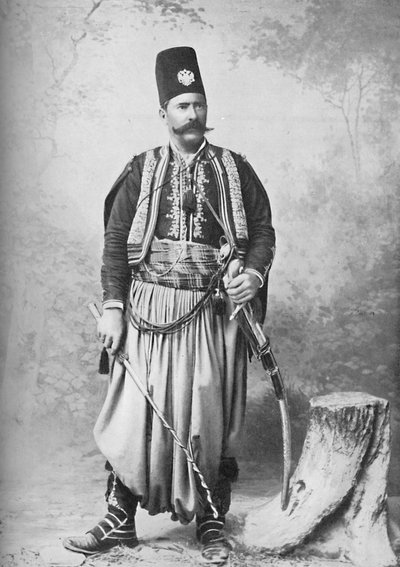Un sirio con su traje completo, 1902 de T. R. Dumas and Son