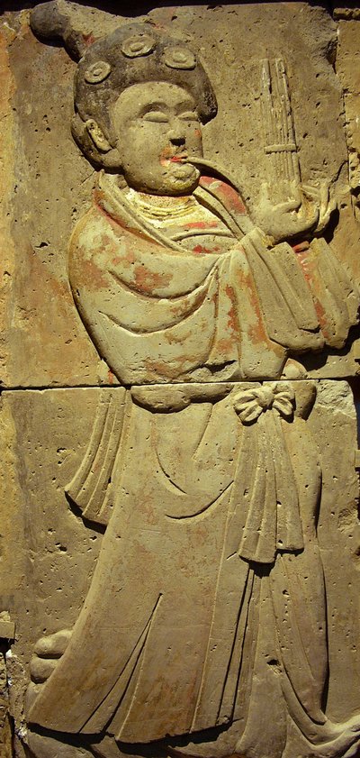 Estela de terracota con músico, Dinastía Tang de Tang Dynasty Chinese School
