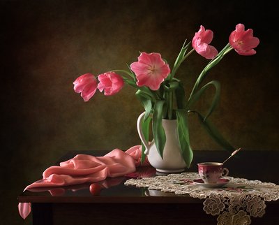 Elegantes tulipanes rosas de Tatyana Skorokhod