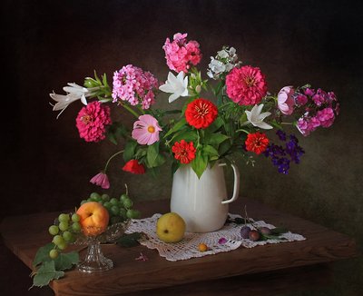Flores y frutas de verano de Tatyana Skorokhod