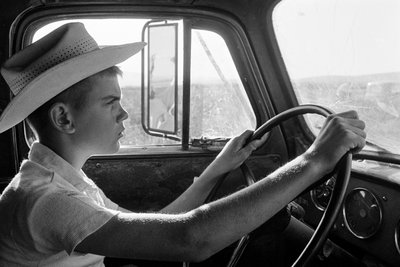 El agricultor familiar Ed Ker, del rancho A.M. Ker, es un granjero que cultiva... de Ted Spiegel