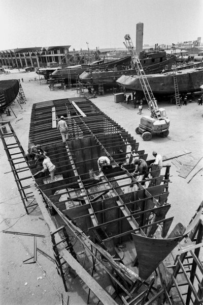 Astillero Promecan, Puerto del Callao, se construyen barcos de pesca de cerco de Ted Spiegel