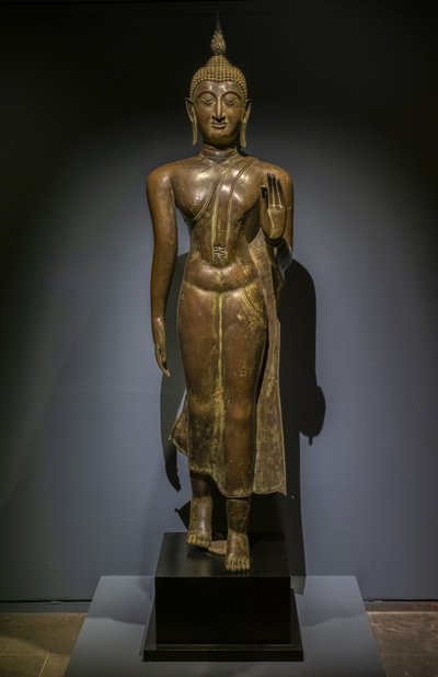 Buda caminando. Tailandia. Arte tailandés de Sukhothai, siglos XV-XVI de Thai School