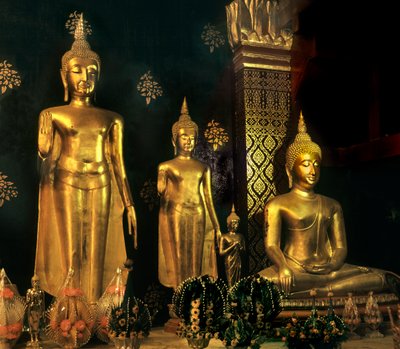 Budas del período Sukhothai de Thai School