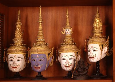 Máscaras para teatro Khon de Thai School