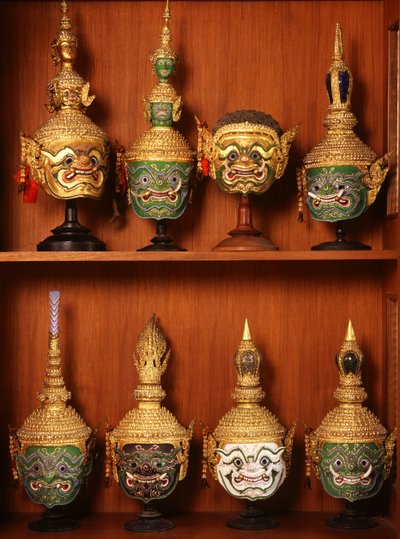 Máscaras para teatro Khon de Thai School