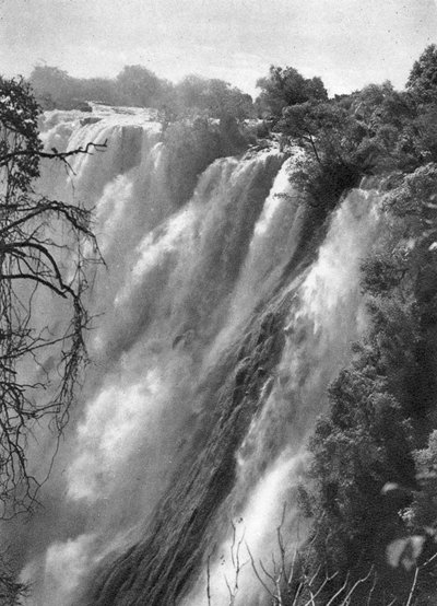 Catarata oriental, Cataratas Victoria, Livingstone a Broken Hill, Rhodesia del Norte, 1925 1927 de Thomas A. Glover