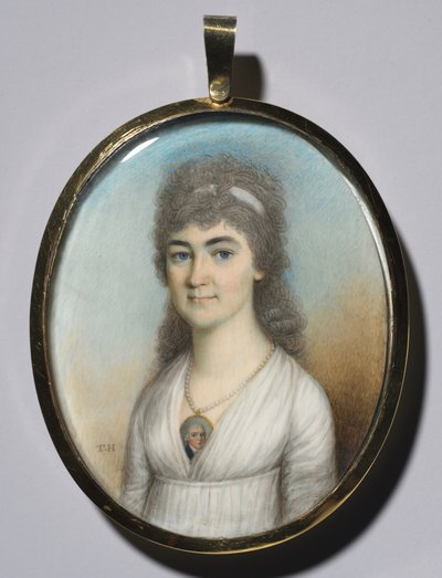 Retrato de una mujer con un miniatura, c. 1780 de Thomas Hazlehurst
