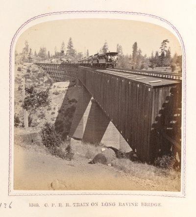 Tren en el puente de Long Ravine de Thomas Houseworth