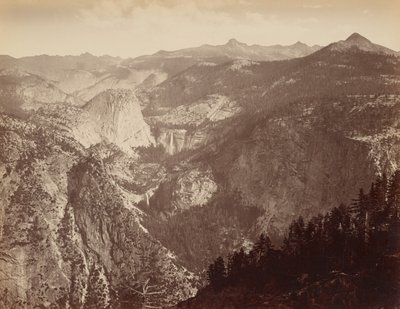 [El valle de Yosemite desde arriba] / [Yowiye y Piwyack. Vernal y Nevada Fall. Valle de Yosemite desde Glacier Point] de Thomas Houseworth and Company
