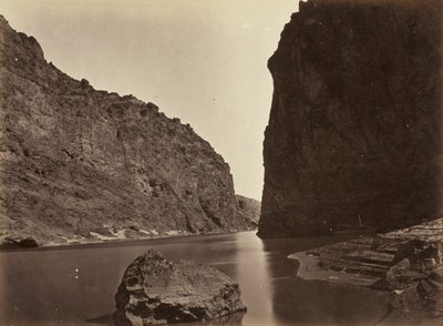 Cañón Negro, Río Colorado, mirando hacia abajo, cerca del Campamento 7 de Timothy O