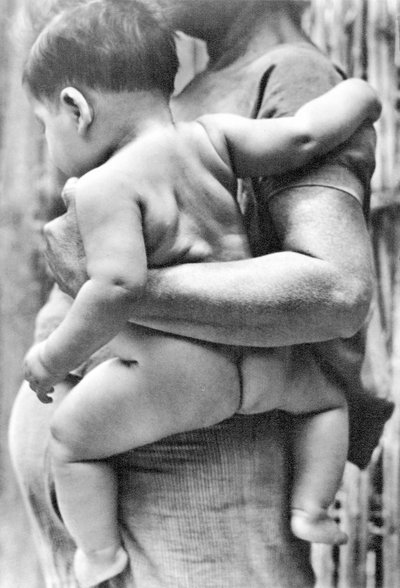 Mujer con niño, Tehuantepec, México, 1929 de Tina Modotti