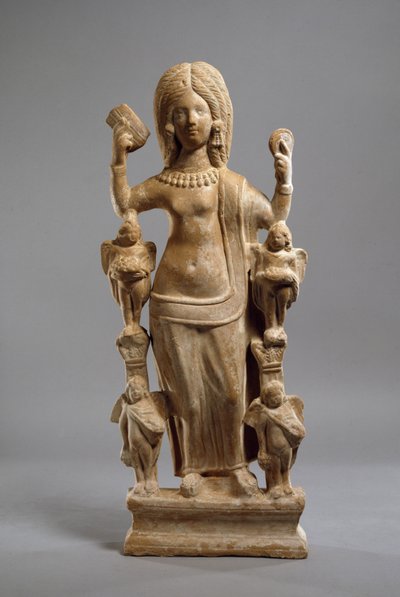Estatuilla de terracota de Venus, o una joven vestida como Venus, en su tocador, c.200-230 de Turkish School