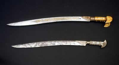 El Yatagan, espada turca que dio forma a las bayonetas. Siglo XIX. de Turkish School