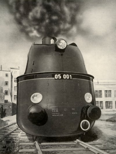 119 millas por hora alcanzadas en una prueba por esta nueva locomotora alemana aerodinámica, 1935-36 de Unbekannt